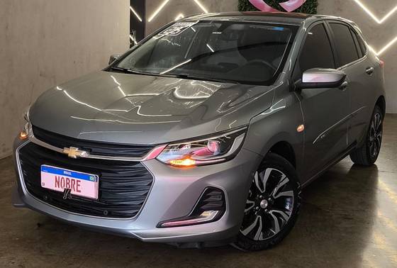CHEVROLET ONIX 1.0 TURBO FLEX PREMIER AUTOMÁTICO CHEVROLET ONIX 1.0 TURBO FLEX PREMIER AUTOMÁTICO
